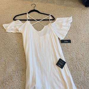 White Lulu’s dress